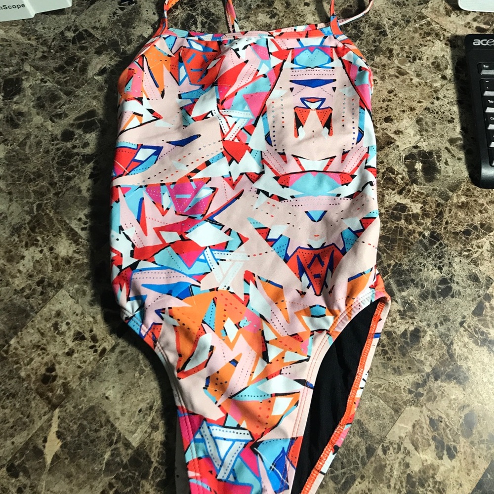 JOLYN size 26